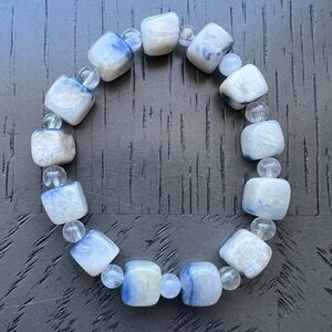 Dumortierite cube bracelet (average 9mm) 6.5’